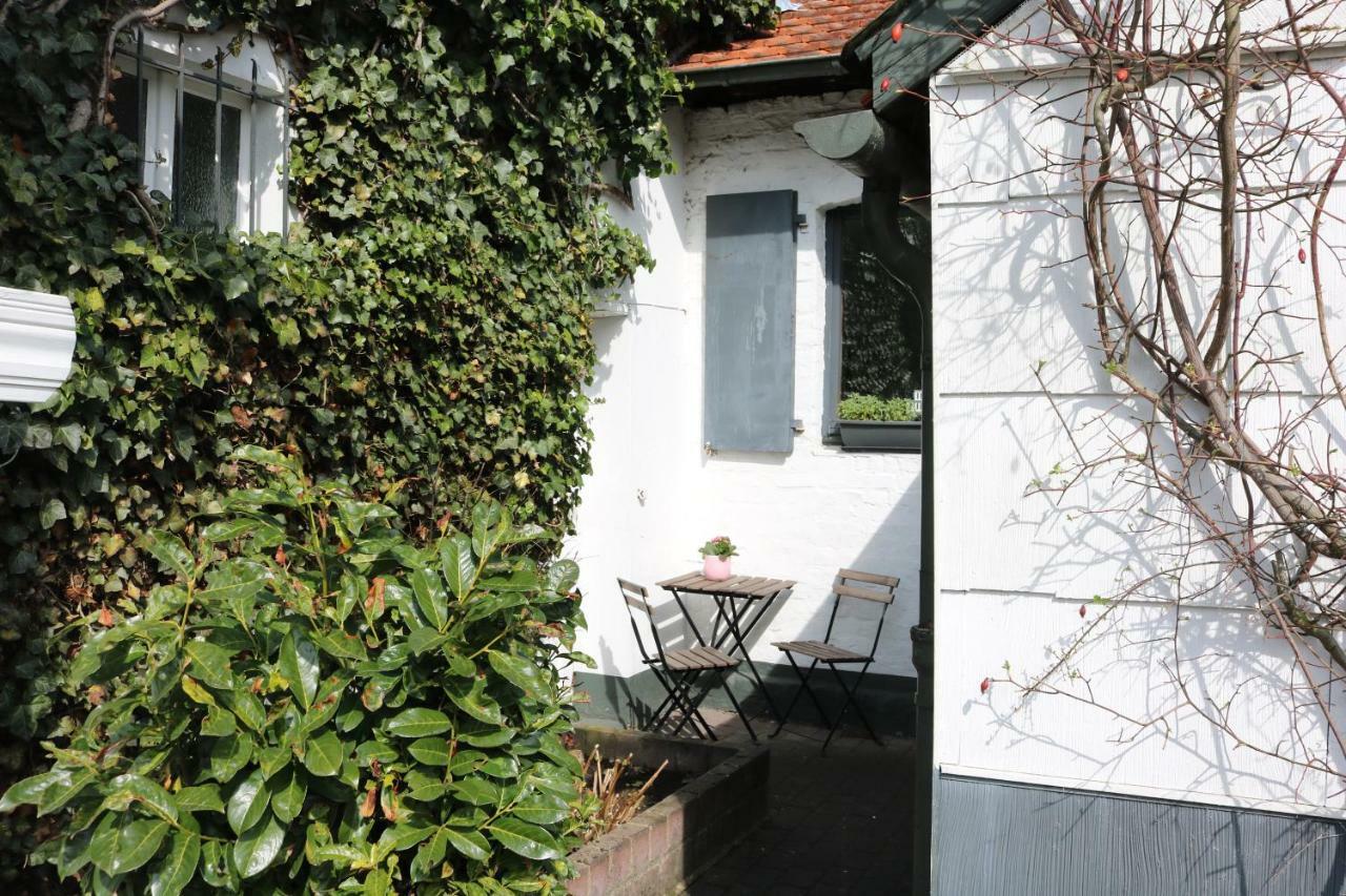 Kleines, Gemuetliches Haeuschen Apartamento Mönchengladbach Exterior foto
